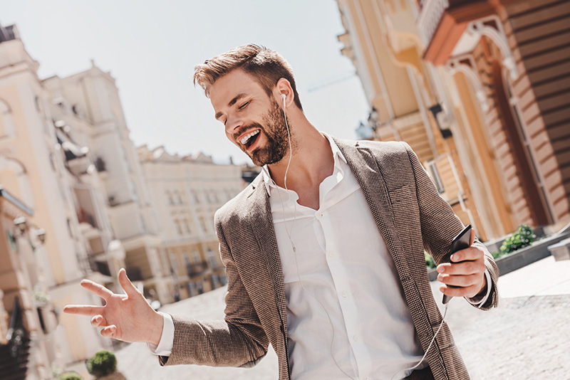 自己破産のメリットとデメリット
